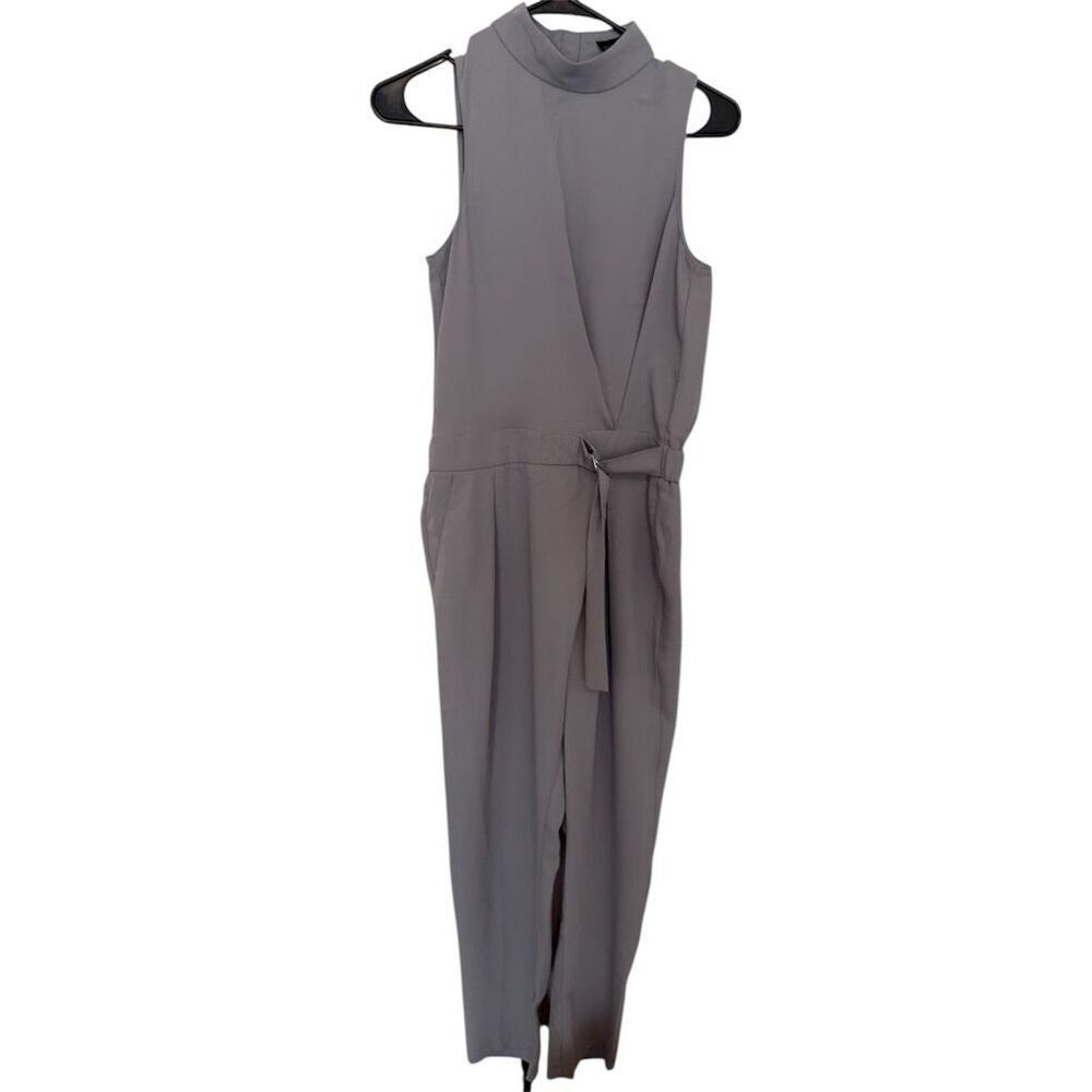 EUC TOPSHOP SILVER GRAY SLEEVELESS JUMPER- size 4